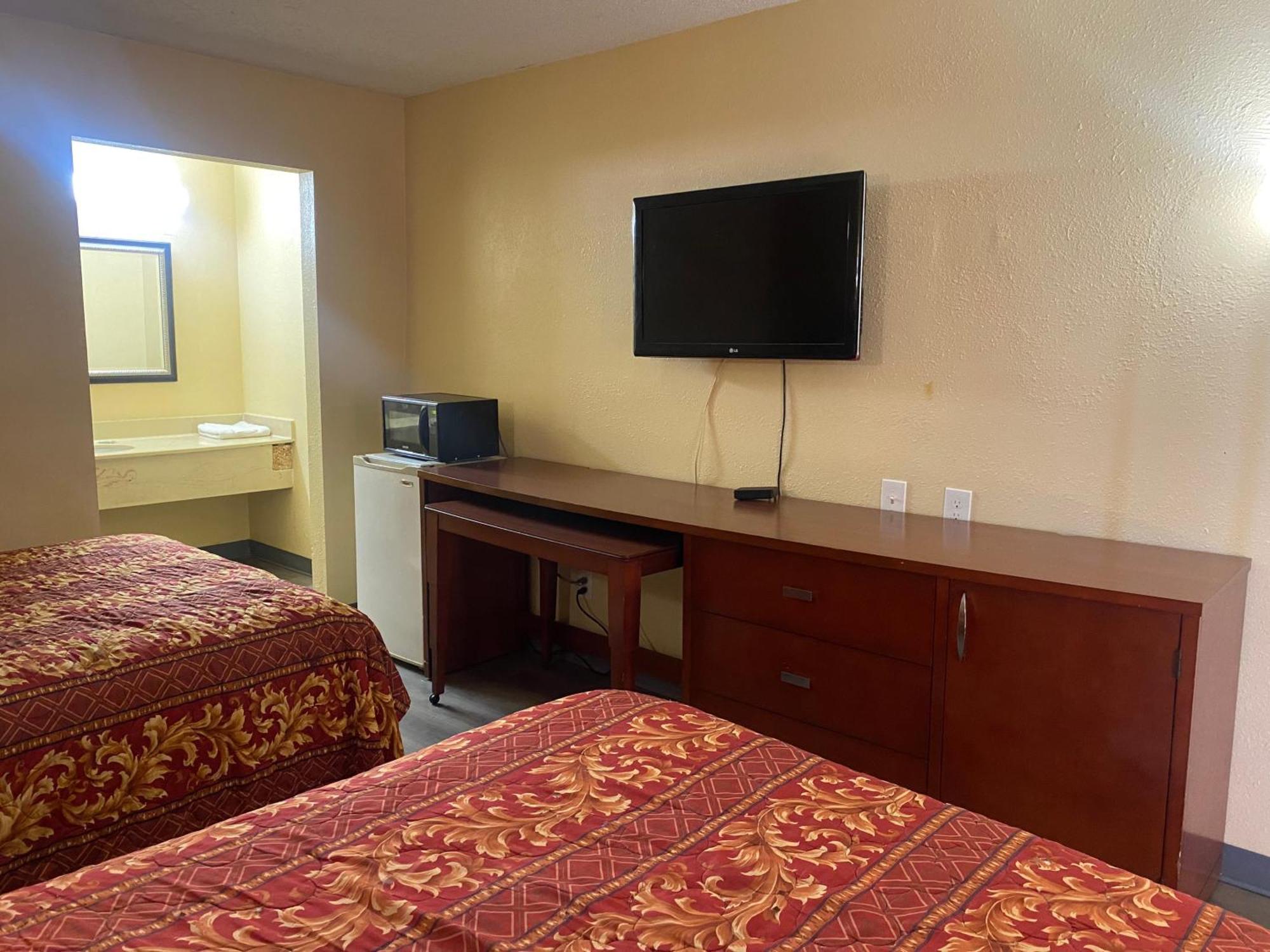 American Inn And Suites - Atlanta Airport Jonesboro I-75 Номер фото